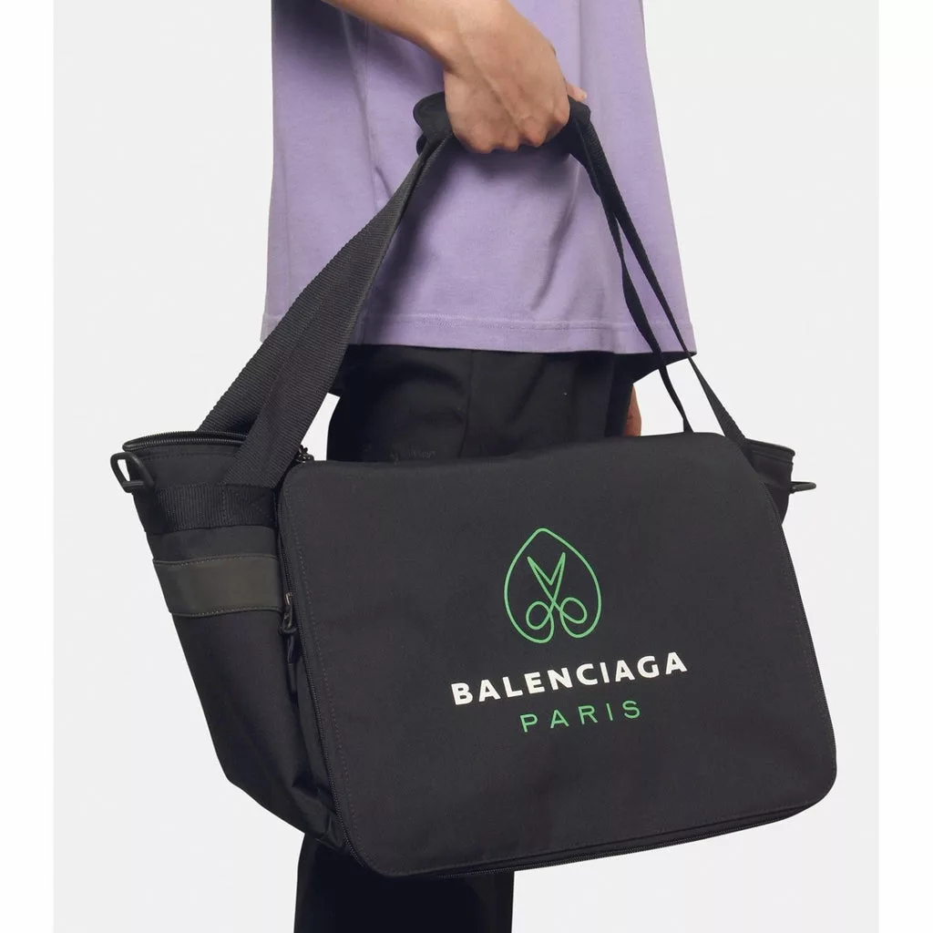Balenciaga Black Recycled Nylon Messenger Tote Balenciaga Black Recycled Nylon Messenger Tote | Image 3