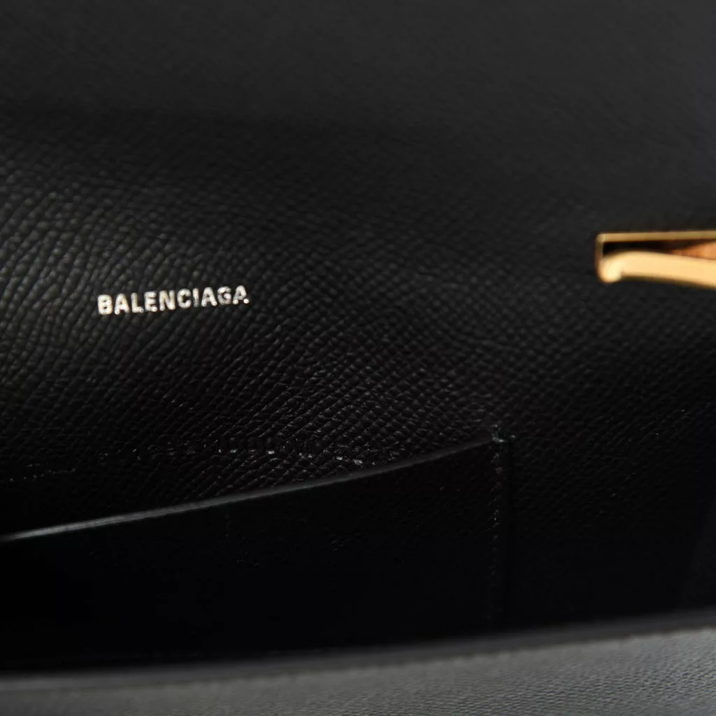 Balenciaga BB Grained Calfskin Black Wallet On Chain Cross Body Balenciaga BB Grained Calfskin Black Wallet On Chain Cross Body | Image 14