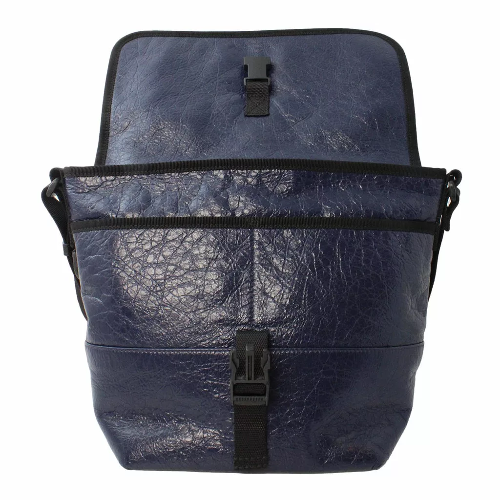 Balenciaga Arena Blue Lambskin Leather Flap Messenger Bag Balenciaga Arena Blue Lambskin Leather Flap Messenger Bag | Image 8