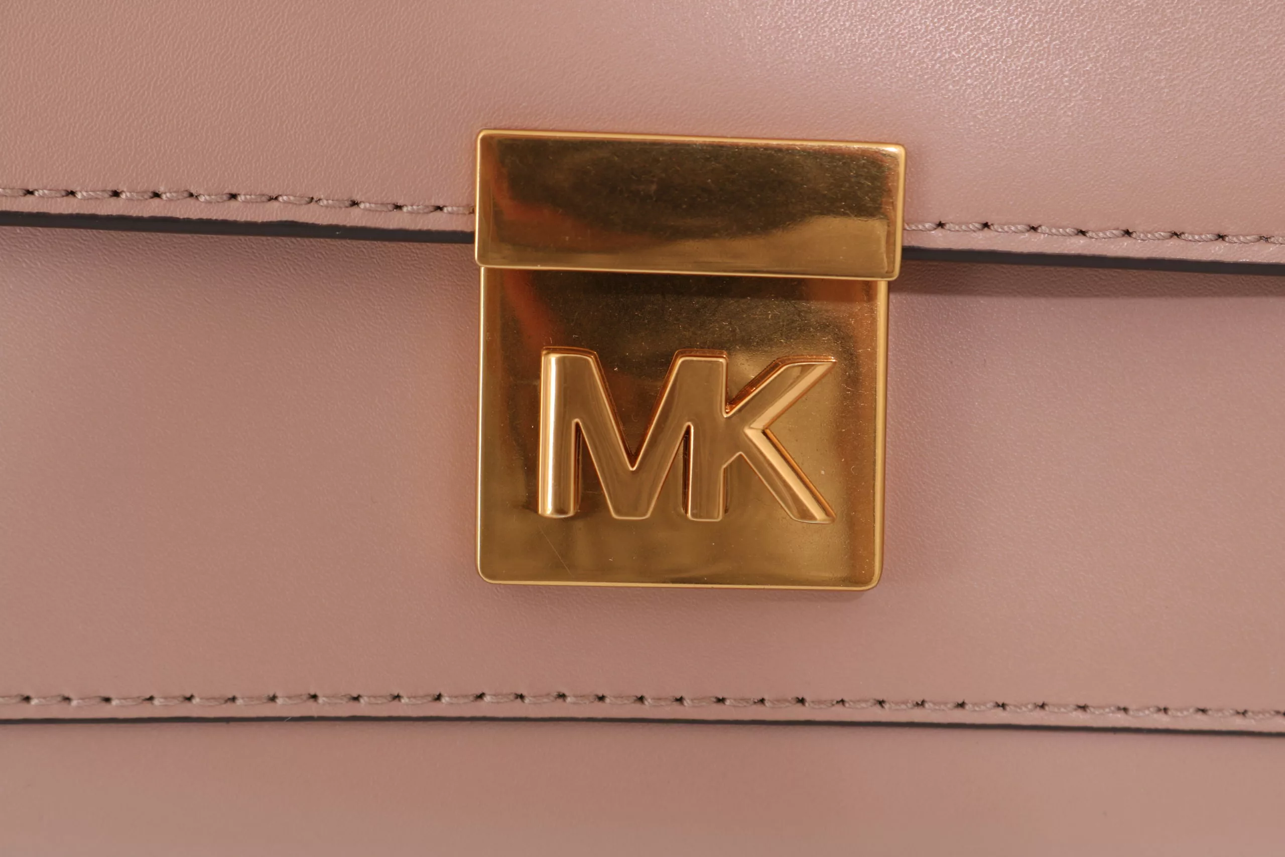 Michael Kors Pink MINDY Leather Shoulder Bag Michael Kors Pink MINDY Leather Shoulder Bag | Image 6