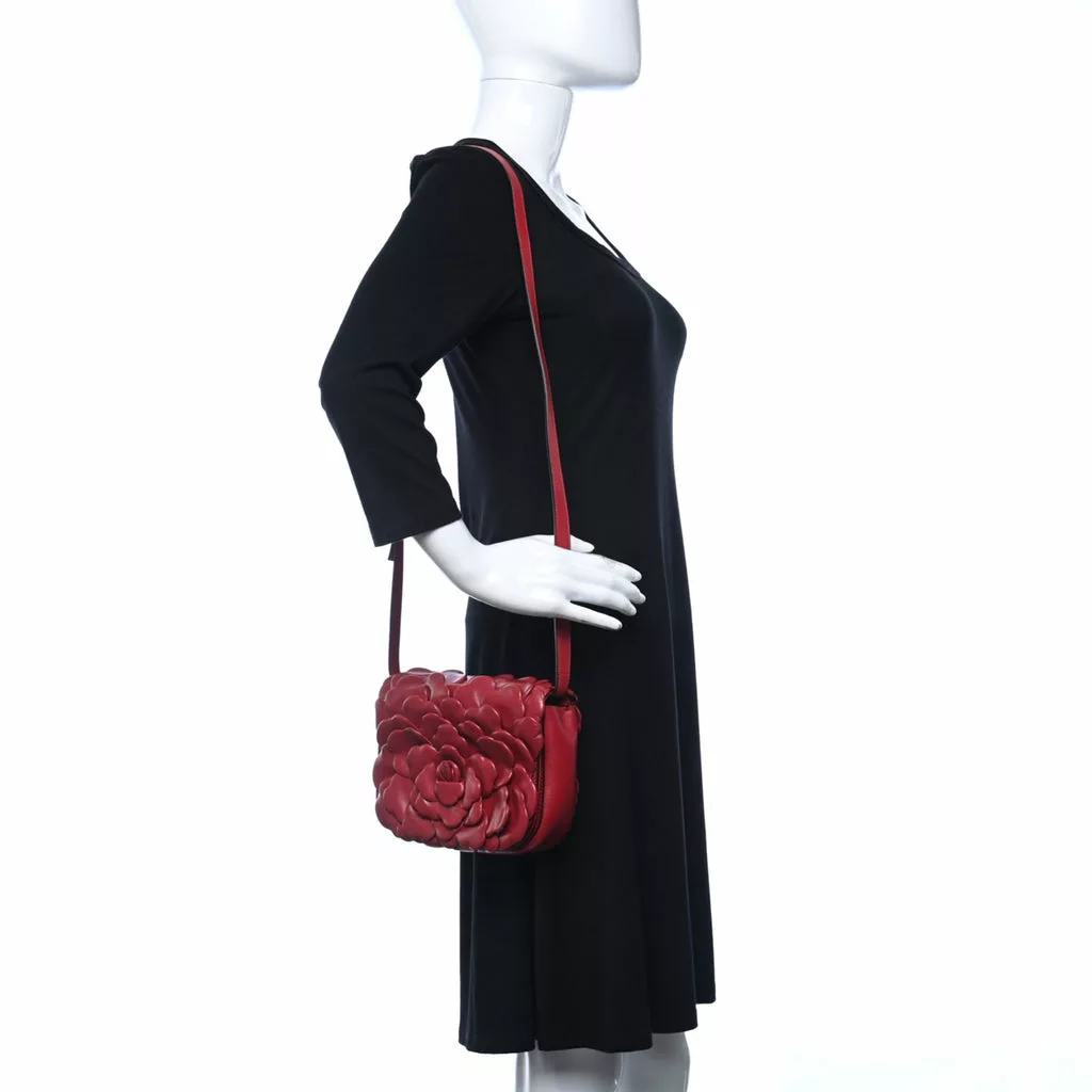 Valentino Garavani Atelier Bag 03 Red Oro Rose Edition Small Shoulder Valentino Garavani Atelier Bag 03 Red Oro Rose Edition Small Shoulder | Image 9
